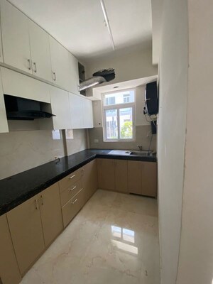 Kitchen in 2.5 BHK Builder Floor at Smart World Gems, Sector 89 – for Rent