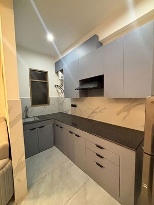 Kitchen in 1 BHK Builder Floor at Dlf City Phase 3 – for Rent