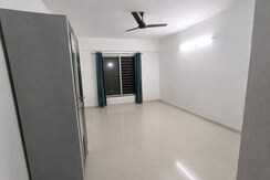 2 BHK Apartment For Rent in SBS Chandrai Capital