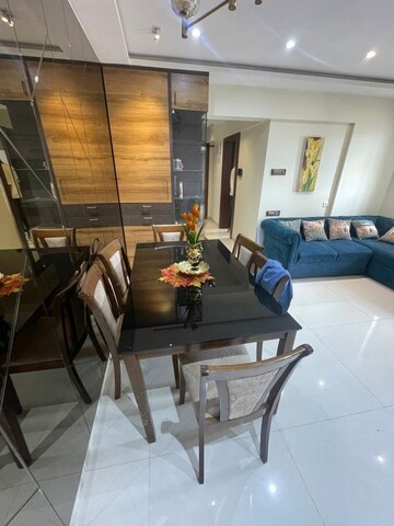 Master Bedroom in 2 BHK Apartment at Andheri West – for Rent