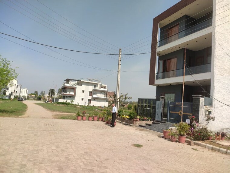 Exterior View, sector 28  250 Sq.Yd. Plot In Sector 28 Panchkula 10128944