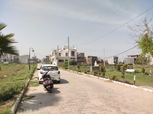  Plot For Sale in Sector 28