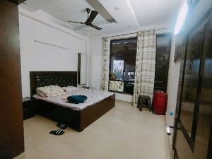 Bedroom in 3 BHK Apartment at SS Mayfield Gardens, Sector 51 – for Rent