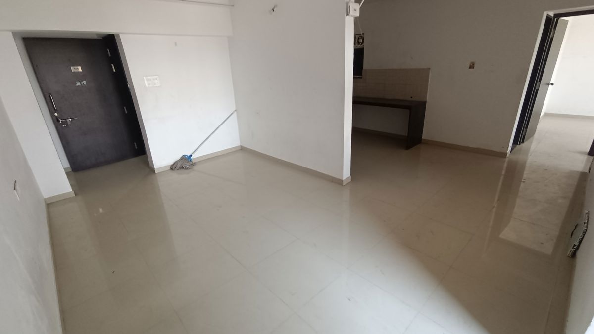 2 BHK + Basement 650 Sq.Ft. Apartment in Oxford Paradise