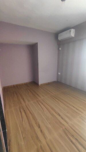 Room in 2 BHK Apartment at Opulent Sheetal Square, Kondhwa – for Rent