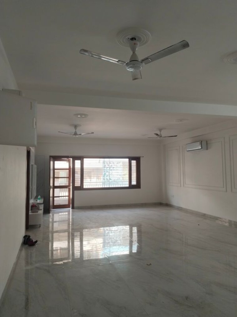 Room, hong-kong-bazaar 3 Bedroom 1600 Sq.Ft. Builder Floor In Sector 57 Gurgaon 10128990