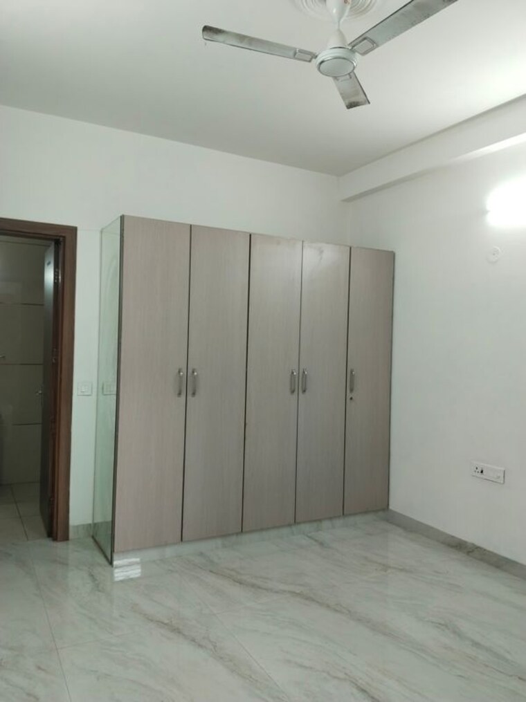 Room, hong-kong-bazaar 3 Bedroom 1600 Sq.Ft. Builder Floor In Sector 57 Gurgaon 10128990