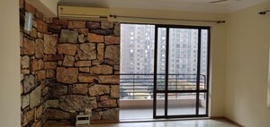 Room in 3 BHK Apartment at Unitech Fresco, Sector 50 – for Rent