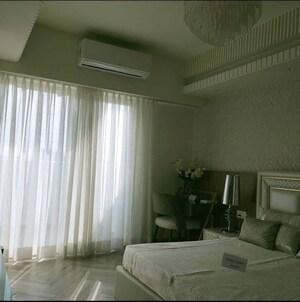 Bathroom in 3 BHK Apartment at Unitech Fresco, Sector 50 – for Rent