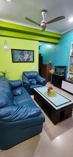 2 BHK Apartment For Rent in RG Residency