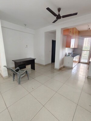 Master Bedroom in 2.5 BHK Apartment at Supertech Cape Town, Sector 74 – for Rent