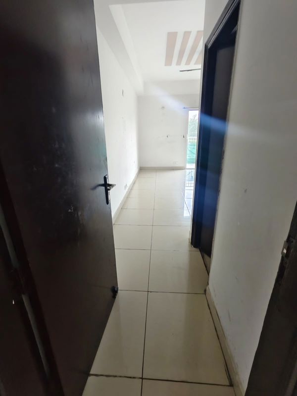 2.5 BHK + Pooja Room Apartment For Rent in Supertech Cape Town