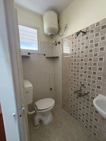 1 RK Independent House For Rent in Hsr Layout Sector 3