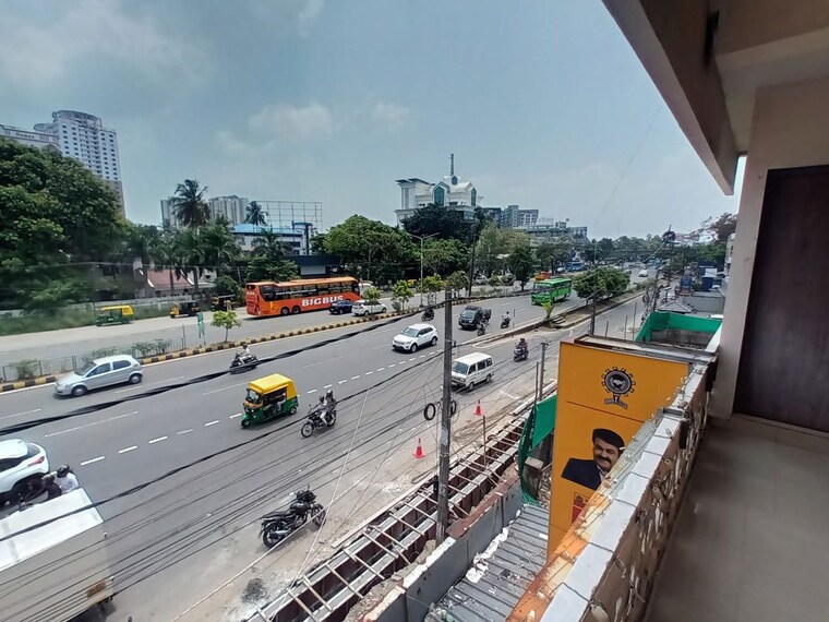 Exterior View, vyttila Commercial Office Space 1000 Sq.Ft. In Vyttila Kochi 10129023