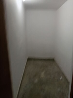 Room in 2 BHK Independent House at Gomti Nagar – for Rent