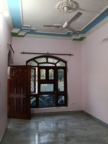 Furnished Amenities in 2 BHK Independent House at Gomti Nagar – for Rent