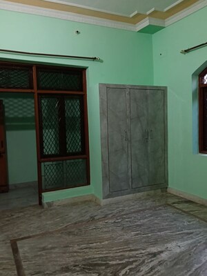 Room in 2 BHK Independent House at Gomti Nagar – for Rent