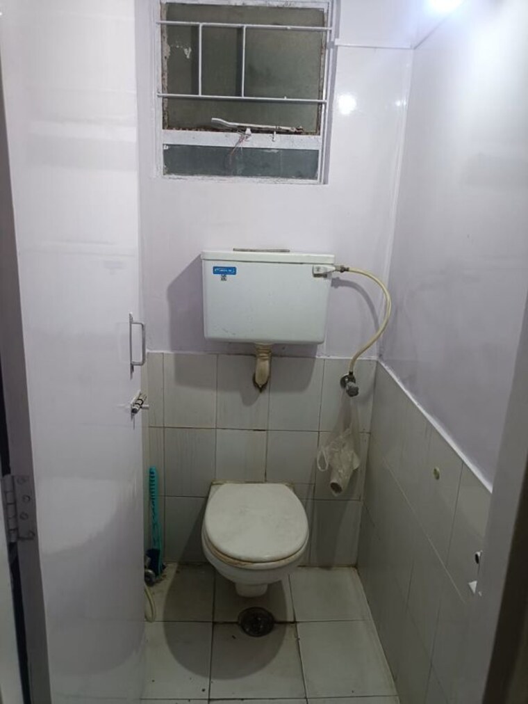Bathroom, ganesham-phase-i 3 Bedroom 1600 Sq.Ft. Apartment In Pimple Saudagar Pune 10129044