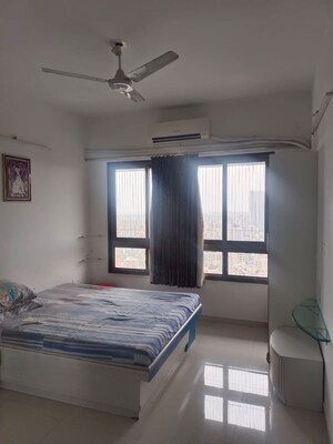 2 BHK Apartment For Rent in Maharaja Retreat CHS, Goregaon East