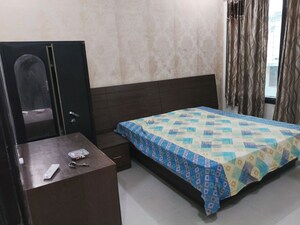 Bedroom in 2.5 BHK Apartment at RG Residency, Sector 120 – for Rent