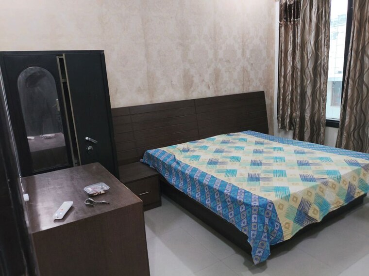 Bedroom, rg-residency 2.5 Bedroom 1175 Sq.Ft. Apartment In Sector 120 Noida 10129050