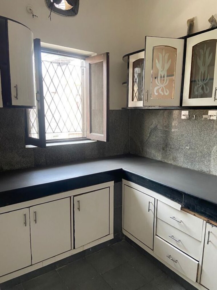 Kitchen, rg-residency 2.5 Bedroom 1175 Sq.Ft. Apartment In Sector 120 Noida 10129050