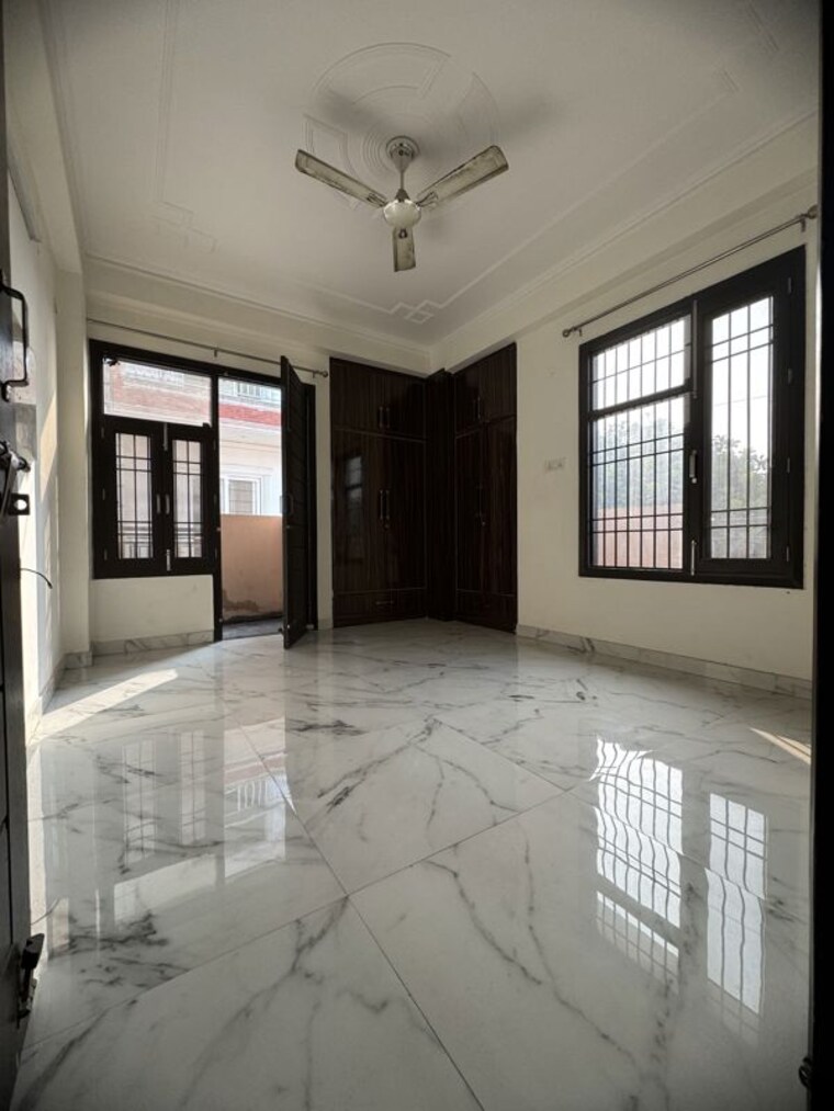 Room, palm-residency-chhatarpur 1 Bedroom 500 Sq.Ft. Apartment In Chattarpur Delhi 10129058