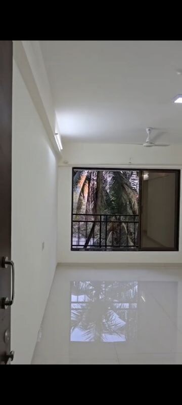 Furnished Amenities in 2 BHK Apartment at Mumbai Shelter Andheri Ekta, Andheri West – for Sale
