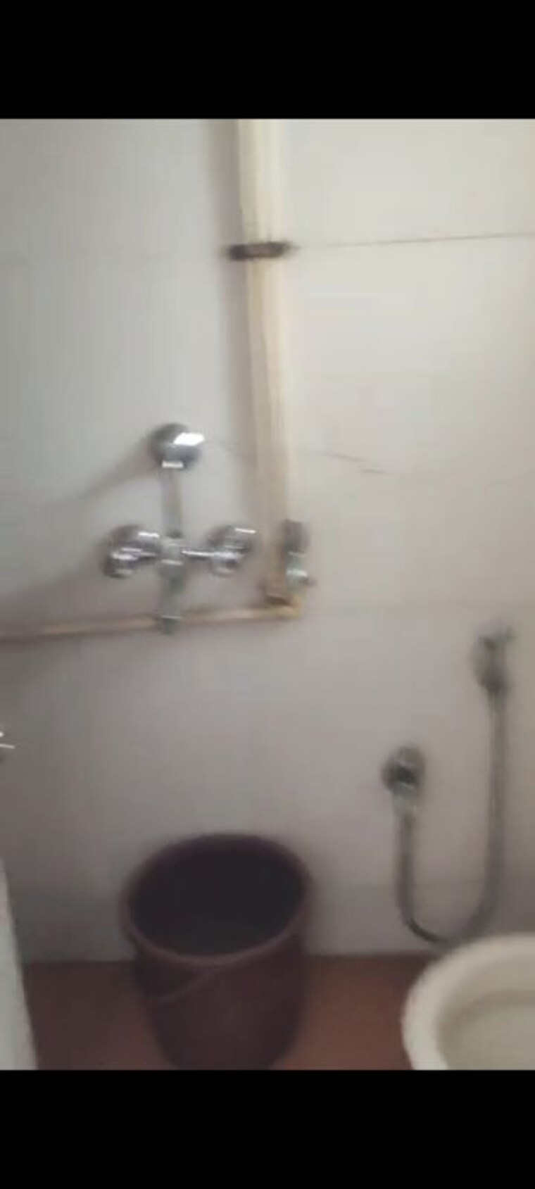 Bathroom, oshiwara-mhada 2 Bedroom 1100 Sq.Ft. Apartment In Andheri West Mumbai 10129068