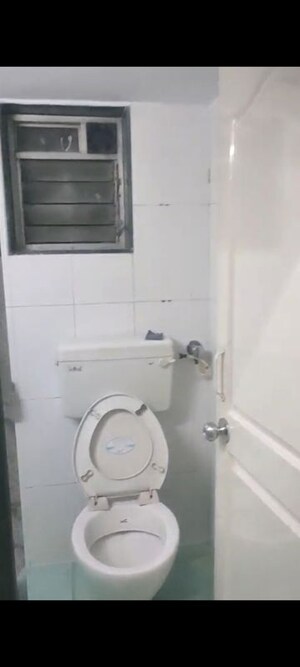 2 BHK Apartment For Rent in Oshiwara Mhada, Andheri West