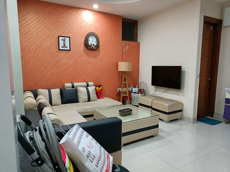Team Area, dlf phase i 2 Bedroom 200 Sq.Yd. Builder Floor In Dlf Phase I Gurgaon 10129070