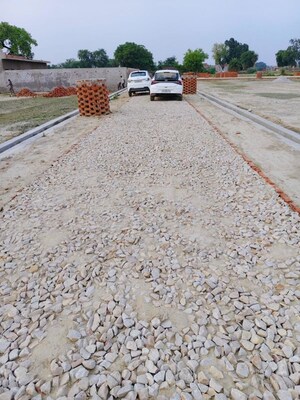  Plot – Exterior View View at Jankipuram Extension - for Sale