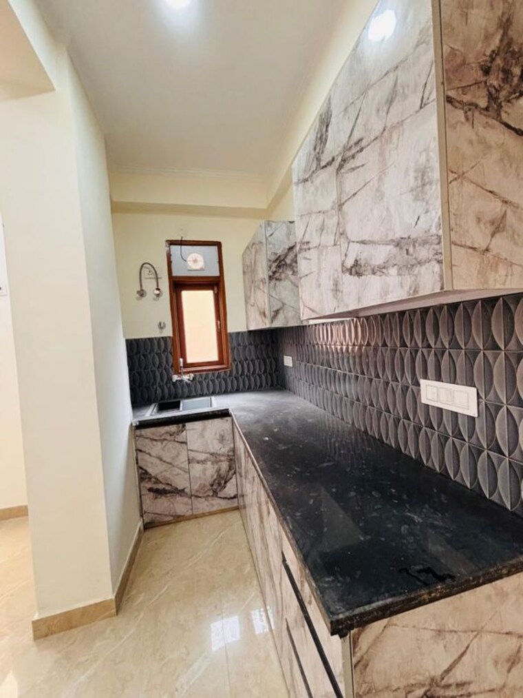 Kitchen, freedom fighters enclave 2 Bedroom 1100 Sq.Ft. Builder Floor In Freedom Fighters Enclave Delhi 10129096