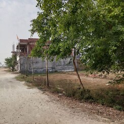 Plot For Sale in Jalhupur