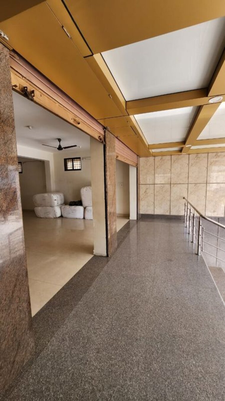 undefined, lalpur Commercial Shop 2000 Sq.Ft. In Lalpur Ranchi 10129111