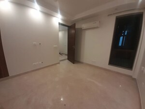 Room in 3 BHK Builder Floor at Uday Park – for Rent