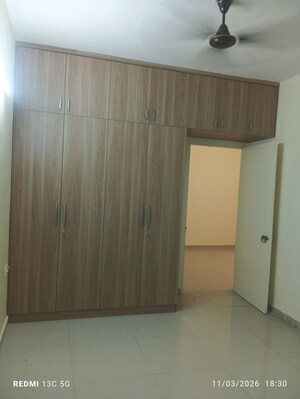 Room in 2 BHK Apartment at Pyramid Midtown, Sector 59 – for Sale