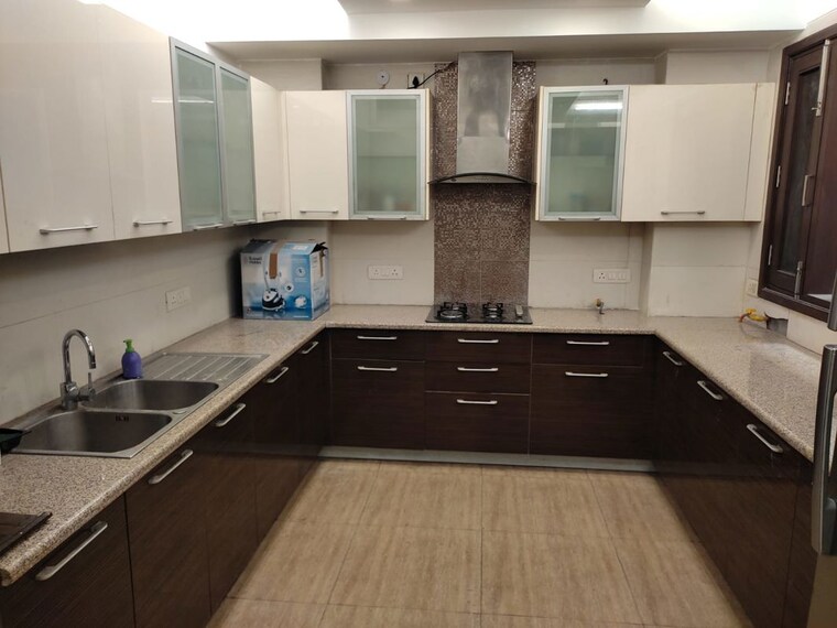 Kitchen, greater kailash ii 3 Bedroom 300 Sq.Yd. Builder Floor In Greater Kailash ii Delhi 10129136