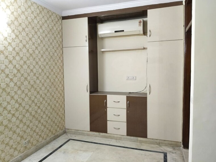Room, govindpuri 1 Bedroom 368 Sq.Ft. Builder Floor In Govindpuri Delhi 10129138