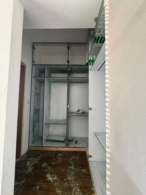 Furnished Amenities in 3.5 BHK Apartment at Sector 89a – for Rent