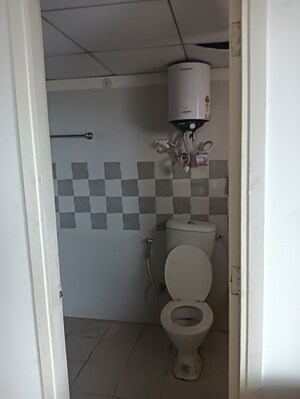 Bathroom in 4 BHK Apartment at Gaur Yamuna City, Gaur Yamuna City – for Rent