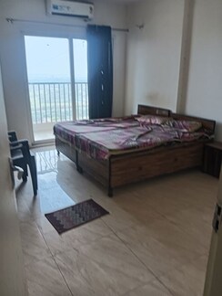 4 BHK + Pooja Room Apartment For Rent in Gaur Yamuna City