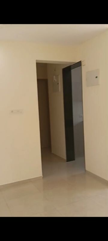 Building Lobby in 2 BHK Apartment at Sheth Vasant Oasis, Andheri East – for Rent