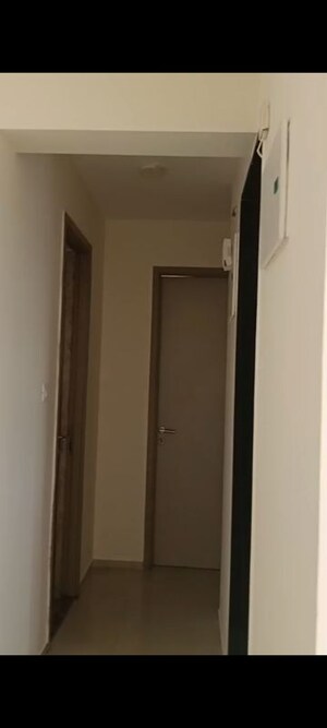 Building Lobby in 2 BHK Apartment at Sheth Vasant Oasis, Andheri East – for Rent