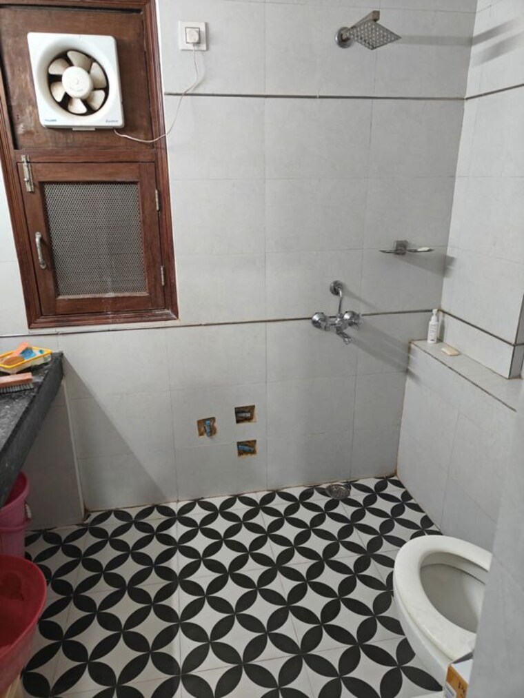 Bathroom, rps-savana 3 Bedroom 1249 Sq.Ft. Apartment In Sector 88 Faridabad 10129167