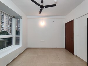 Room in 2 BHK Apartment at Bhartiya City Nikoo Homes II, Thanisandra Main Road – for Rent
