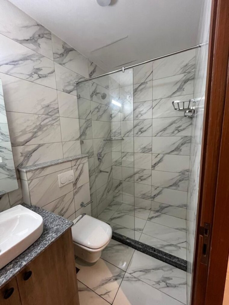 Bathroom, conscient-hines-elevate 3.5 Bedroom 2595 Sq.Ft. Apartment In Sector 59 Gurgaon 10129173