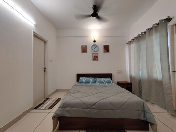 Bedroom in 3 BHK Apartment at Vars Parkwood, Bellandur – for Rent