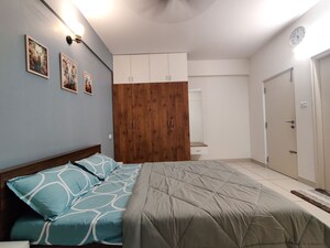 Bedroom in 3 BHK Apartment at Vars Parkwood, Bellandur – for Rent