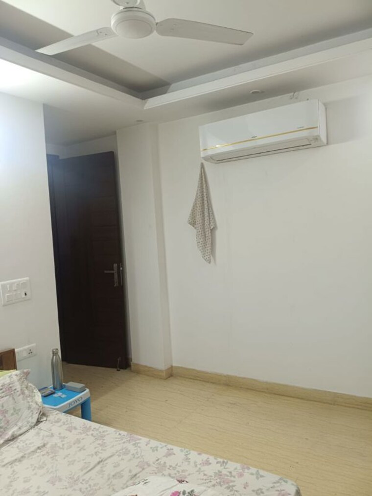 Room, malviya nagar 2 Bedroom 125 Sq.Yd. Independent House In Malviya Nagar Delhi 10129199